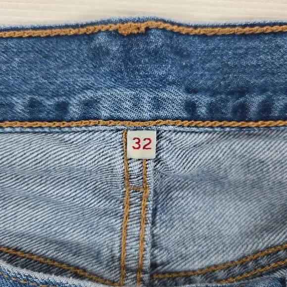 Levi's Premium High Rise Baggy Dad‎ Raw Hem Jeans Women's Size 32 - Picture 2 of 9